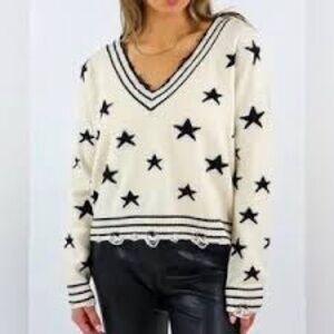 Altar’d State Star Print Deep V Neck Pullover Sweater Off White size‎ M Folklore